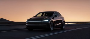 테슬라 로보택시 첫 선…공항 진입 아직 어려워