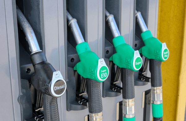 바다 건너 훈풍에 지역경제계 "천만다행"