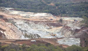 리튬 가격 90% 폭락에 