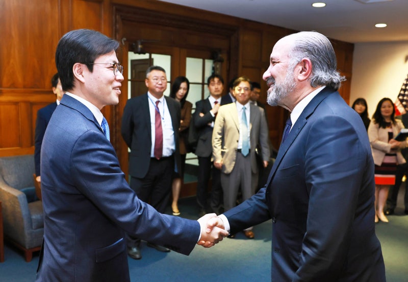 이재명 정부 첫 관세협상...일본이 설득 실패한 러트닉 ‘콕’ 집어 만...
