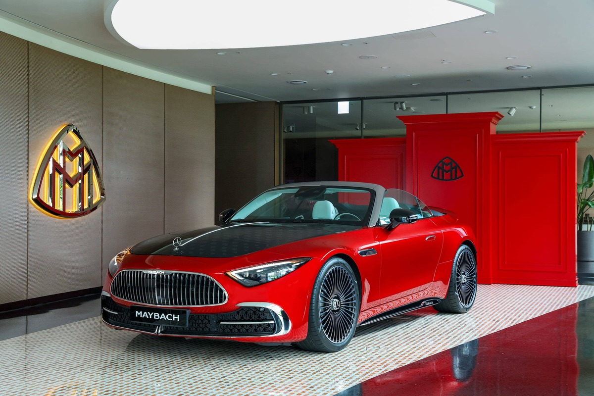 한성자동차, 청담 전시장서 ‘마이바흐 SL 680’ 프로모션 진행